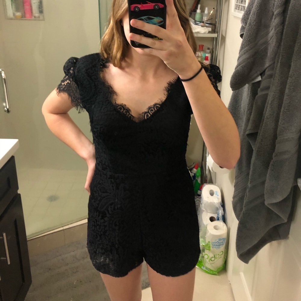 LF BLACK LACE ROMPER